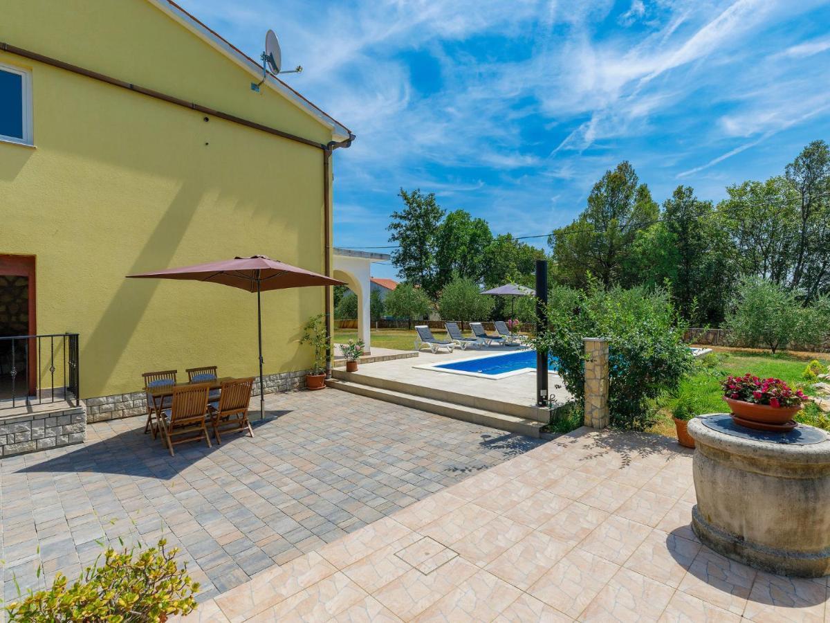 Holiday Home Carla - Lbn429 By Interhome Лабин Екстериор снимка